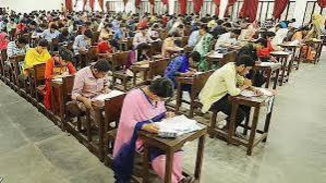 এরমধ্যে যারা তিন বার বিসিএস দিয়েছেন তাদের এখন কী হবে?